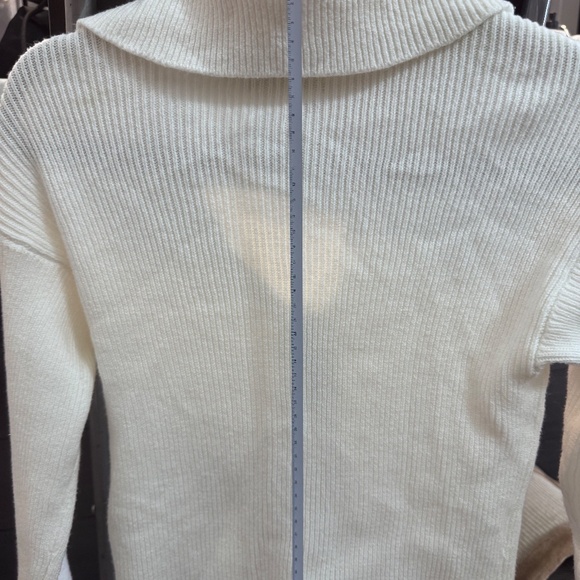 Hollister Women’s Zip-Front Cardigan White Size XXS - Picture 7 of 8